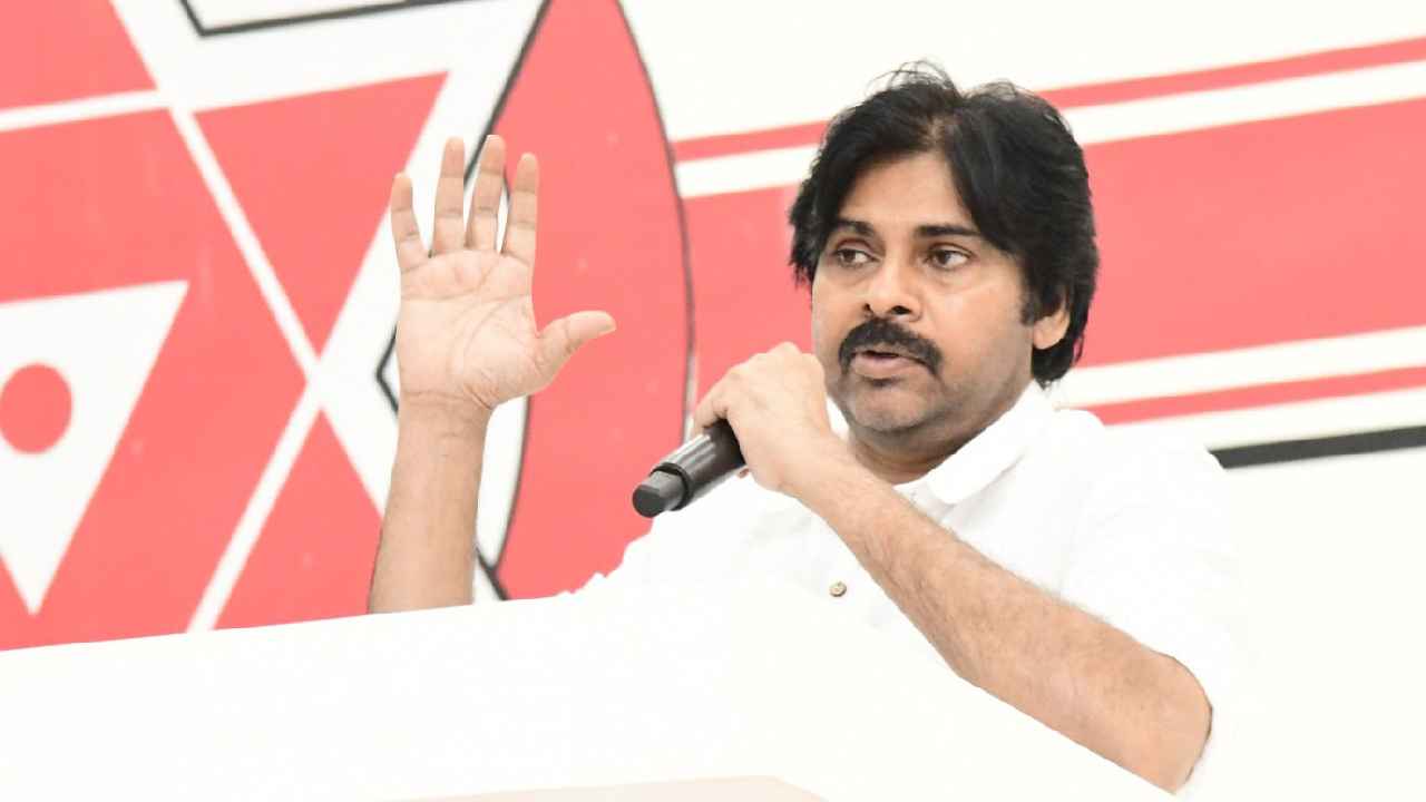 Pawan Kalyan : వైసీపీ వచ్చాక మరింత నాశనం చేశారు, వాలంటీర్ల ద్వారా అధికారాలు లాక్కుంటారా- పవన్ కల్యాణ్