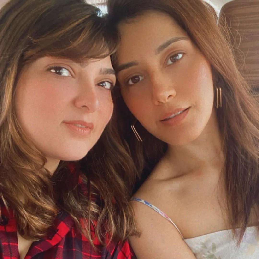 Raashi Khanna shares happy moments photos with friends on friendship day