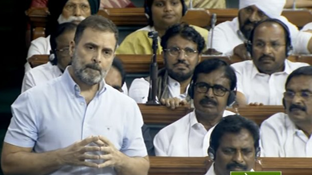 Rahul Gandhi : హిందుస్థాన్ ను హత్య చేశారు.. మీరు దేశ భక్తులు కాదు దేశద్రోహులు.. లోక్ సభలో రాహుల్ గాంధీ