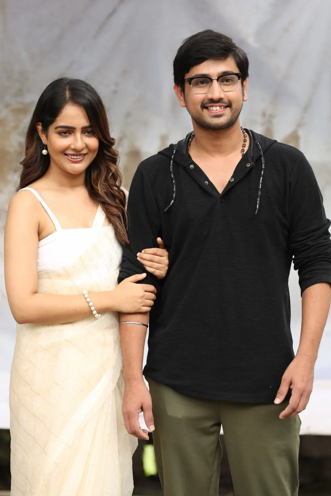 Raj Tarun Malvi Malhotra Photos at Thiragabadara Saami movie Pressmeet