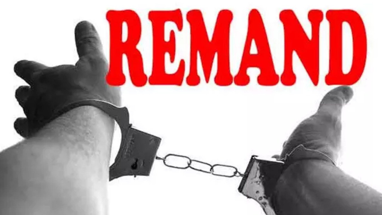 SI Rajender : నిందితుల నుంచి స్వాధీనం చేసుకున్న డ్రగ్స్ మాయం.. సైబర్ క్రైమ్ ఎస్ఐ రాజేందర్ అరెస్టు, రిమాండ్ కు తరలింపు