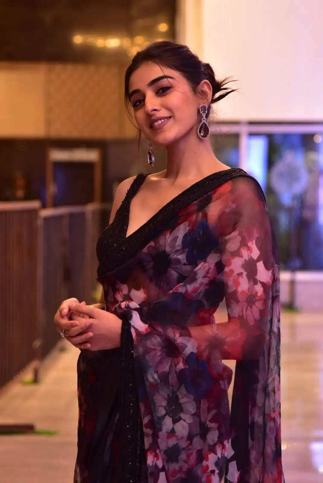 Sakshi Vaidya Stunning Looks at Gandeevadhari Arjuna Pre Release Event