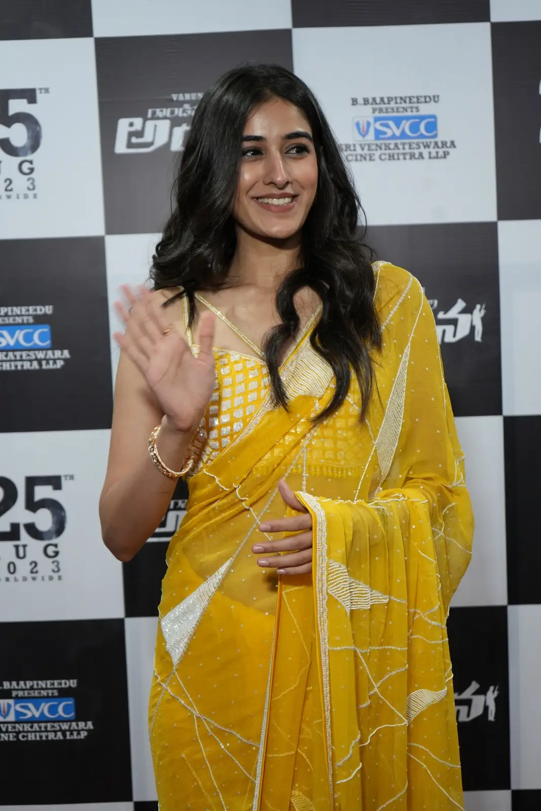 Sakshi Vaidya Beautiful Looks in Saree at Gandeevadhari Arjuna Trailer Launch Event