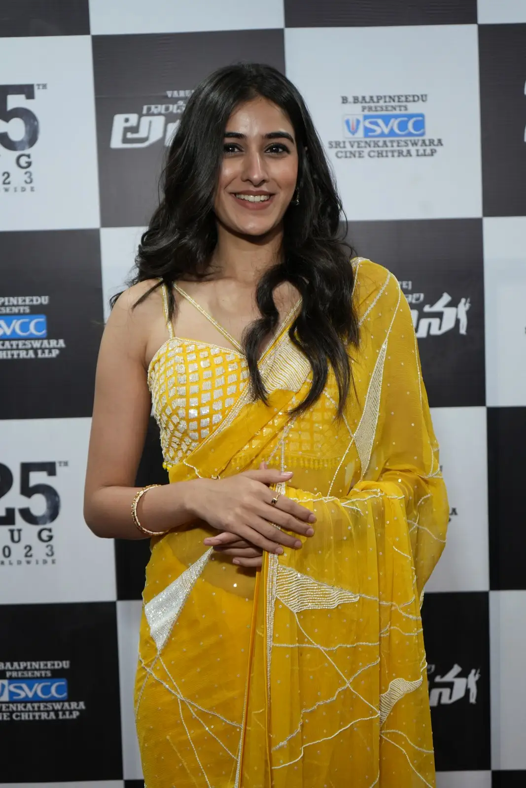 Sakshi Vaidya Beautiful Looks in Saree at Gandeevadhari Arjuna Trailer Launch Event