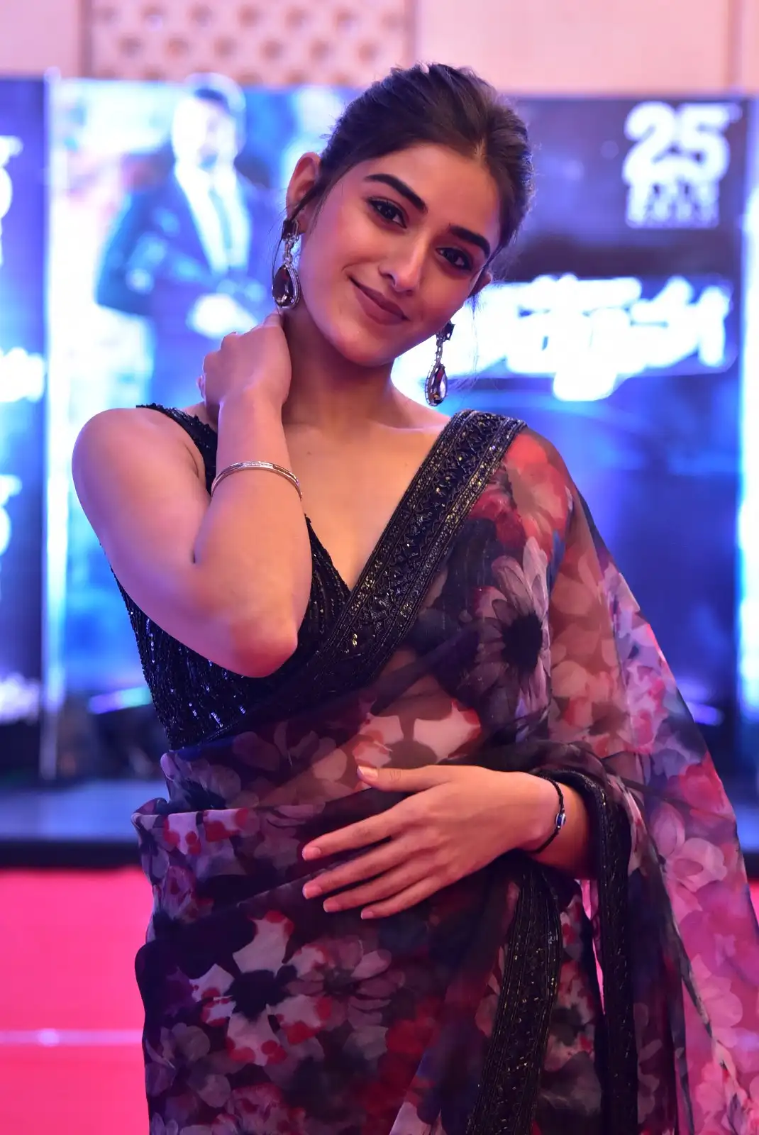 Sakshi Vaidya Stunning Looks at Gandeevadhari Arjuna Pre Release Event