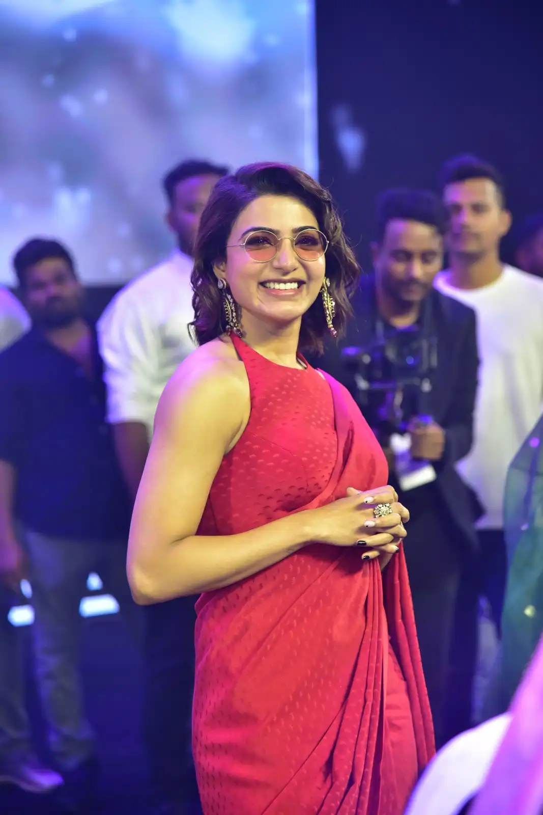 Samantha Shines in Red Saree at Kushi Musical Concert Event