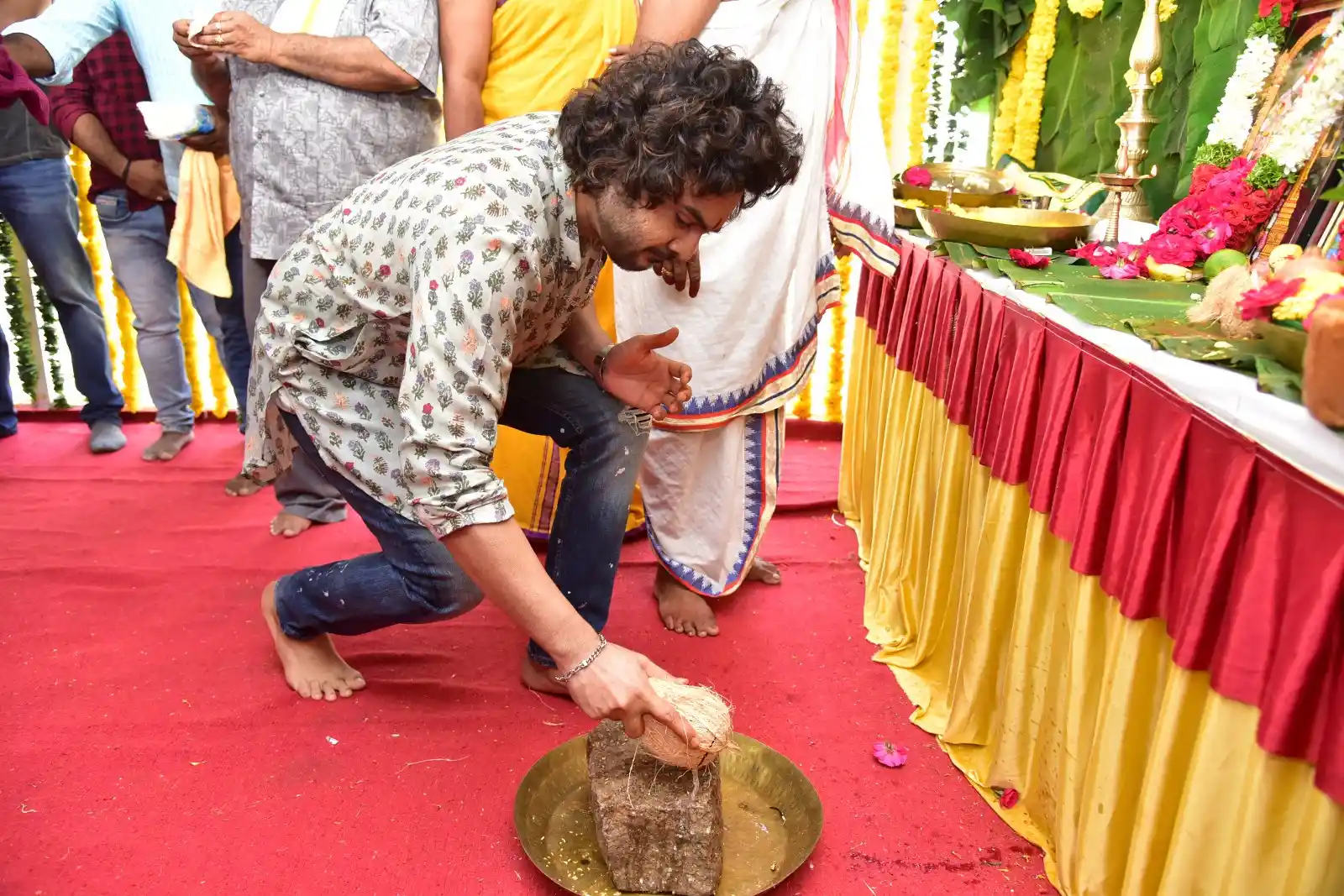 Siddhu Jonnalagadda Bommarillu Bhaaskar New Movie opening Ceremony