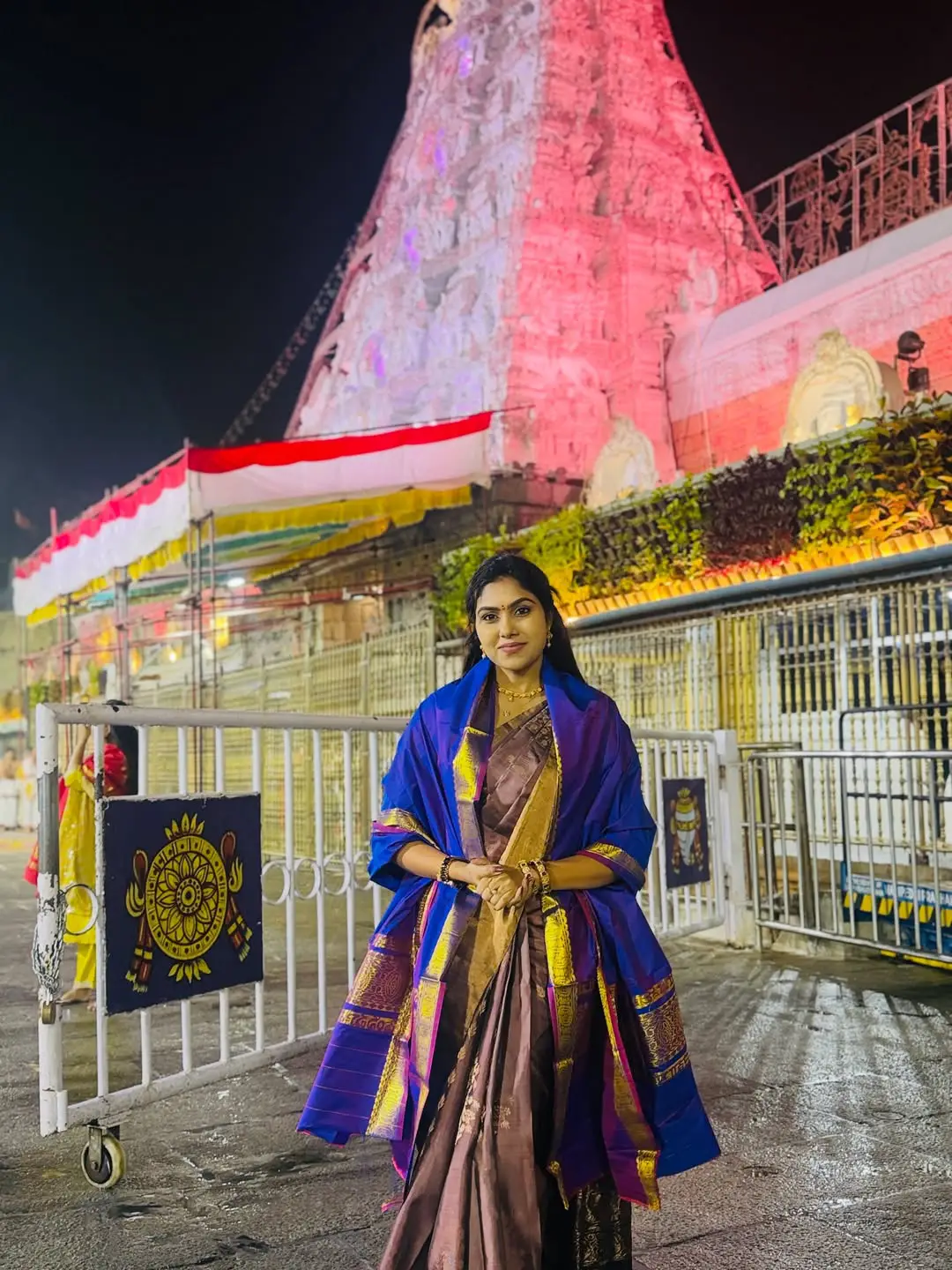 Actress Satya Sri visited Lord Venkateswara temple at Tirumala. (1)