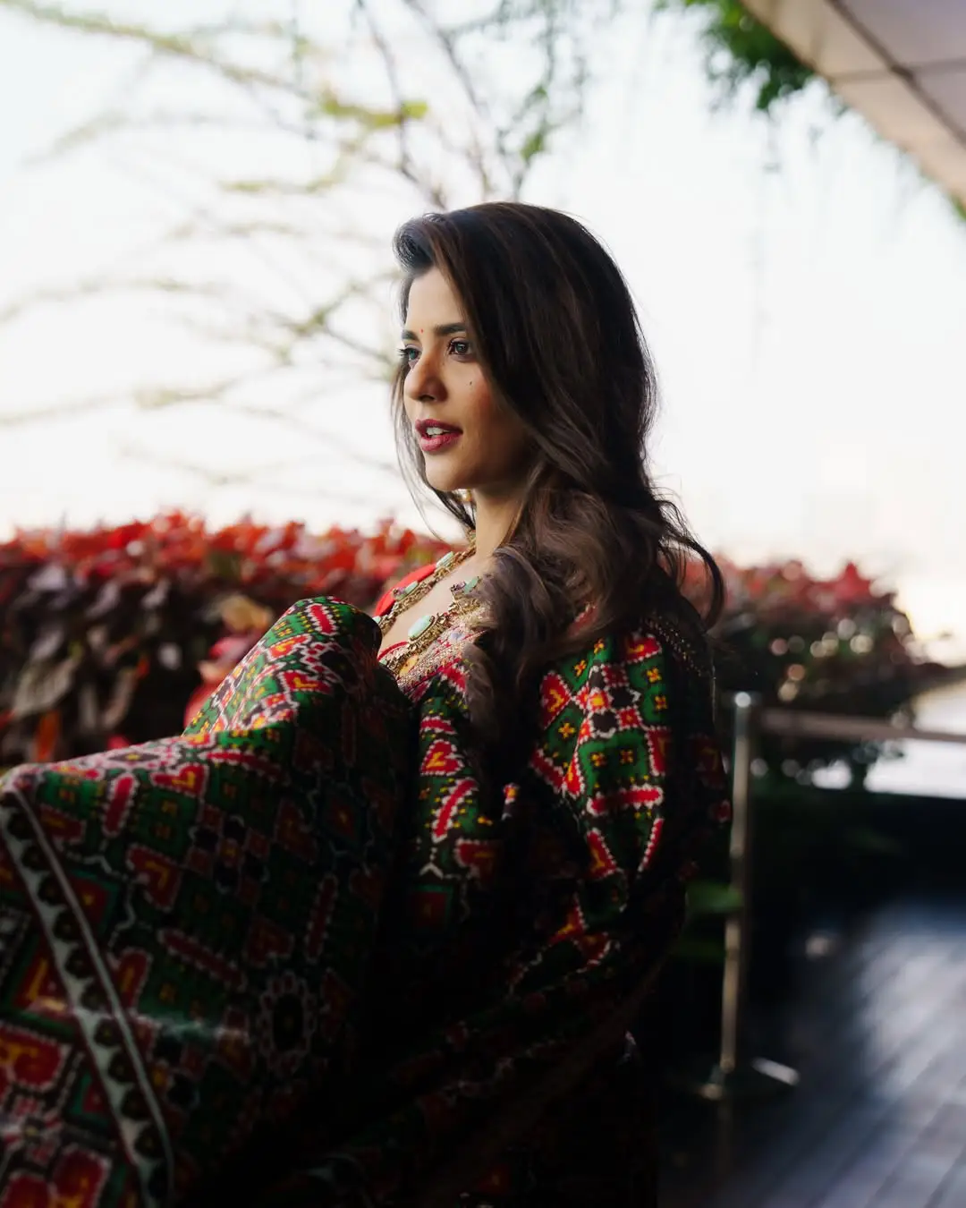 Aishwarya Rajesh latest photos in a saree.