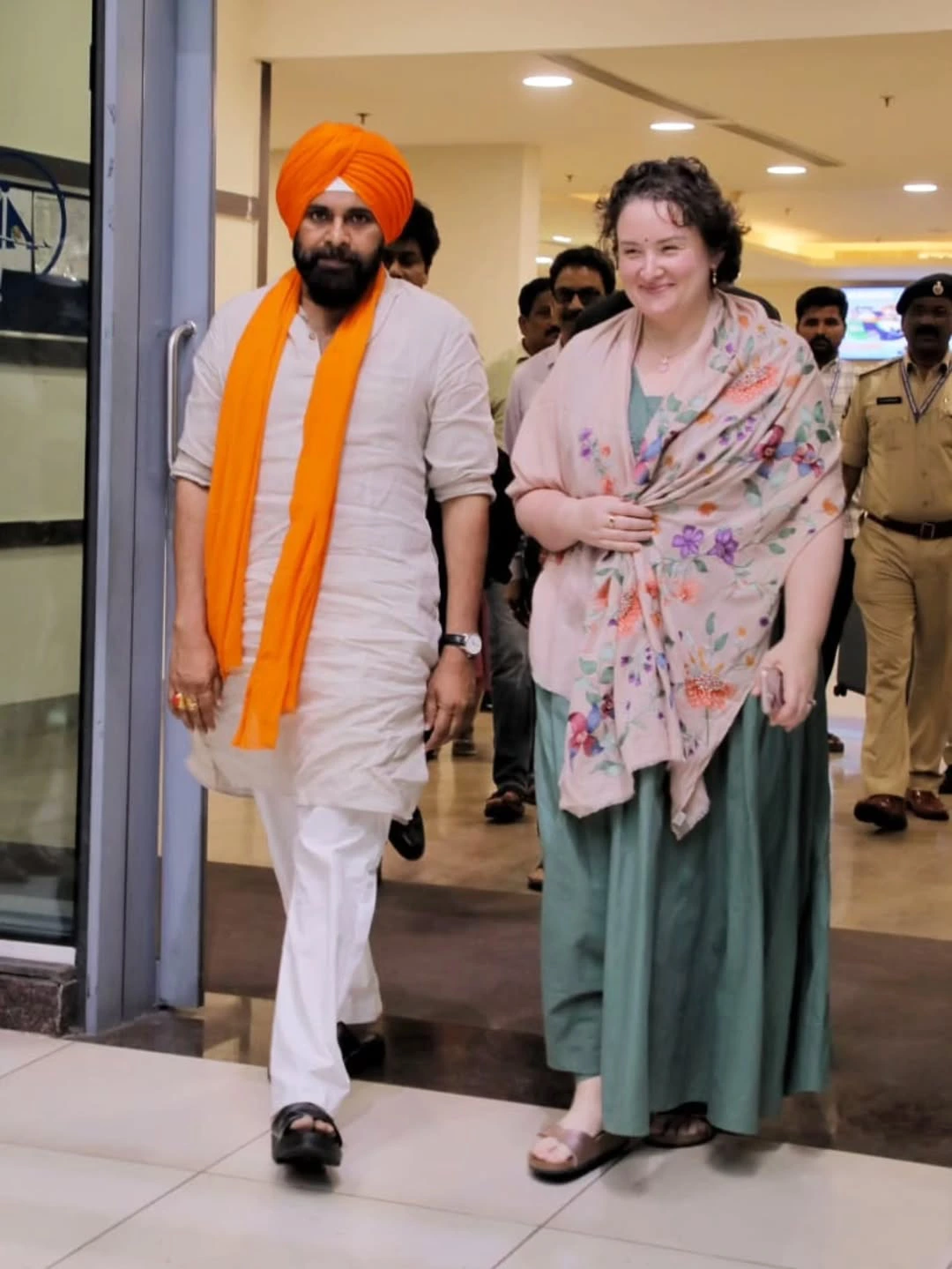 Pawan kalyan with Wife Anna Lezhneva