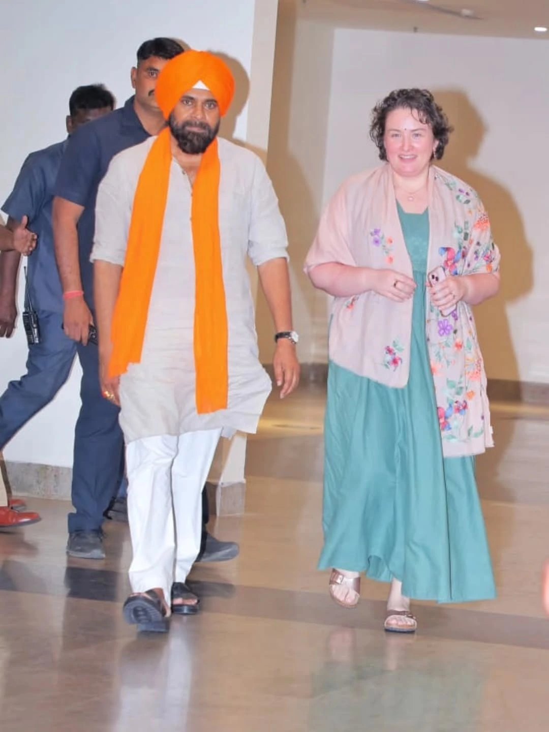 Pawan kalyan with Wife Anna Lezhneva