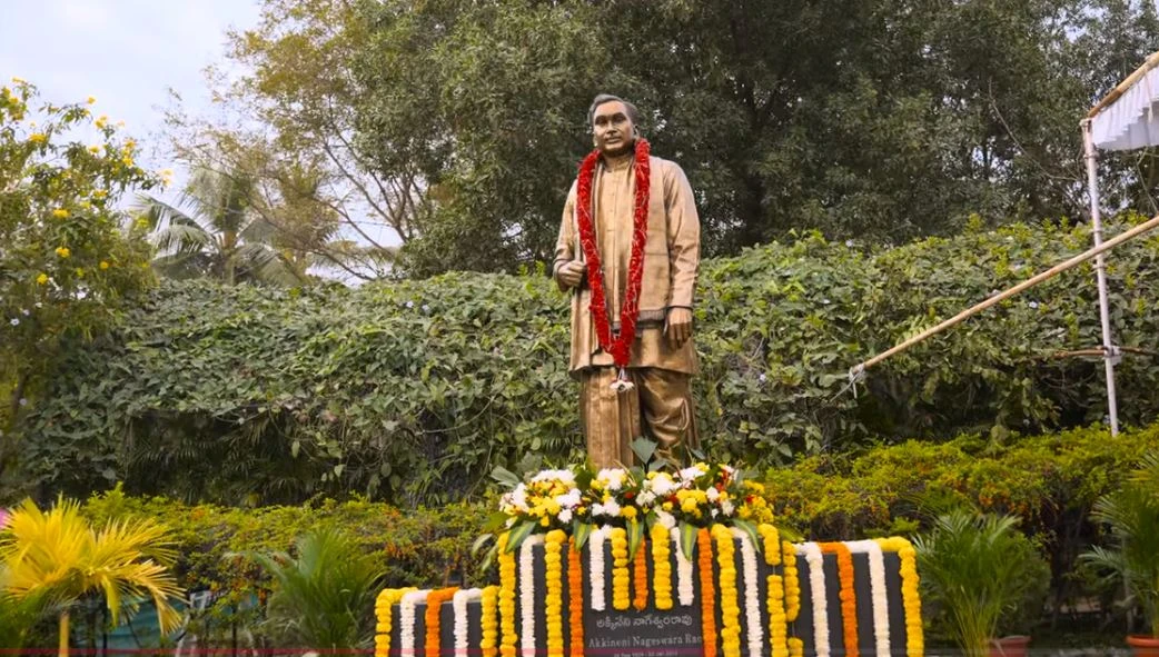 Naga Chaitanya Sobhita Dhulipala Sankranthi Celebrations with Annapurna Studio Employees