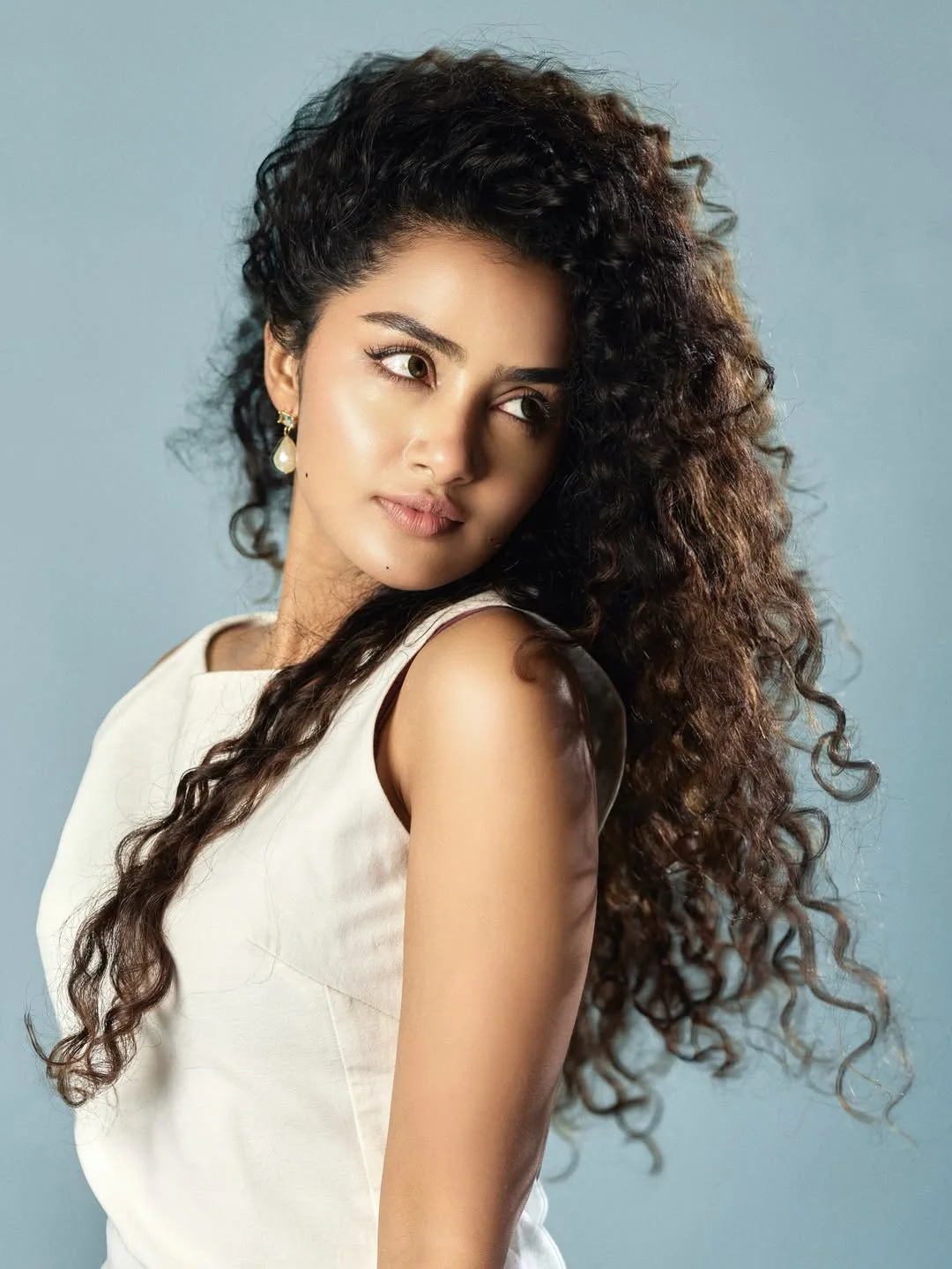 Anupama Parameswaran Stunning Looks with Curly Hair