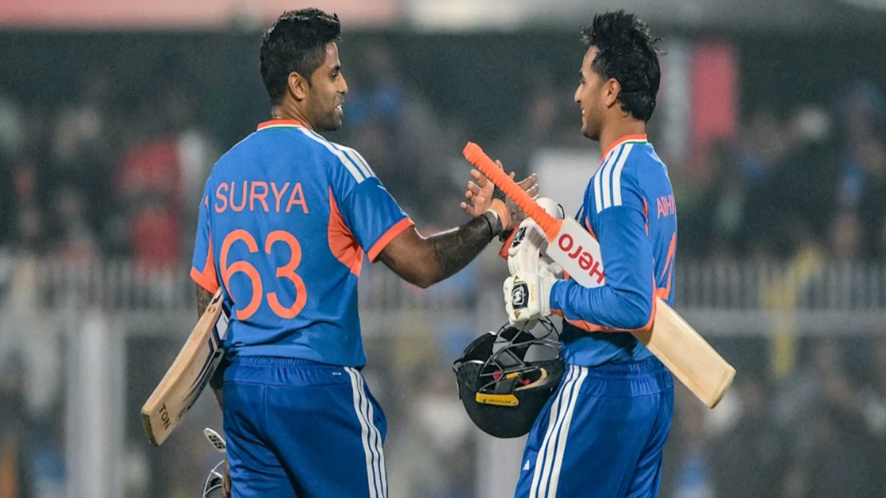 T20 Rankings : టీ20 ప్ర‌పంచ‌క‌ప్ ముందు.. ర్యాంకింగ్స్‌లో టీమ్ఇండియా ఆట‌గాళ్ల దూకుడు