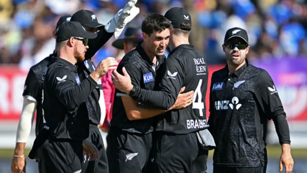 IND vs NZ : భార‌త్‌తో టీ20 సిరీస్‌కు ముందు న్యూజిలాండ్‌కు భారీ షాక్.. ఆనందంలో టీమ్ఇండియా!