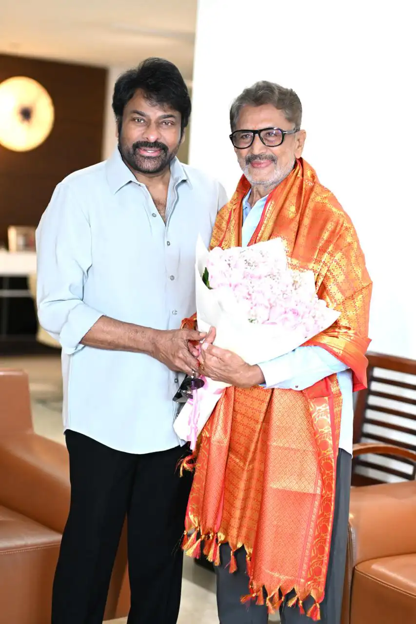 Chiranjeevi Congratulate Murali Mohan and Rajendra Prasad
