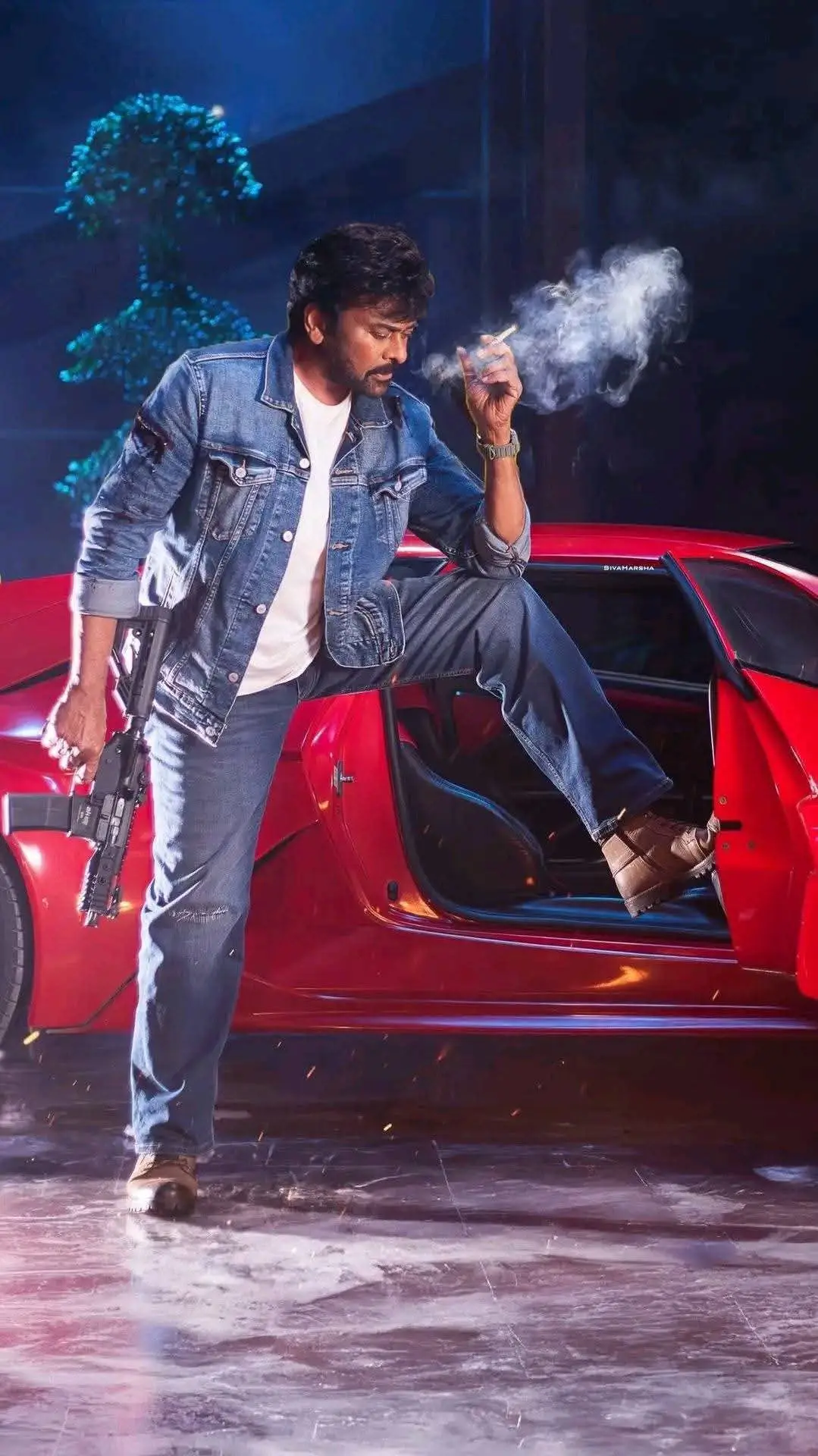 Chiranjeevi stylish looks from mana shankara varaprasad garu movie (1)