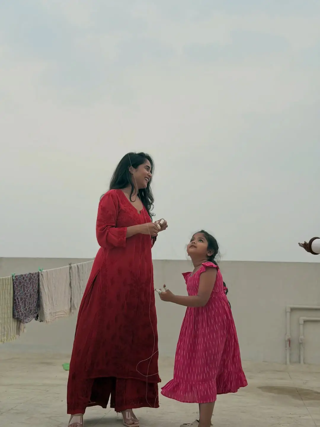 Deepthi Sunaina flying kite on the occasion of Sankranthi festival. (1)