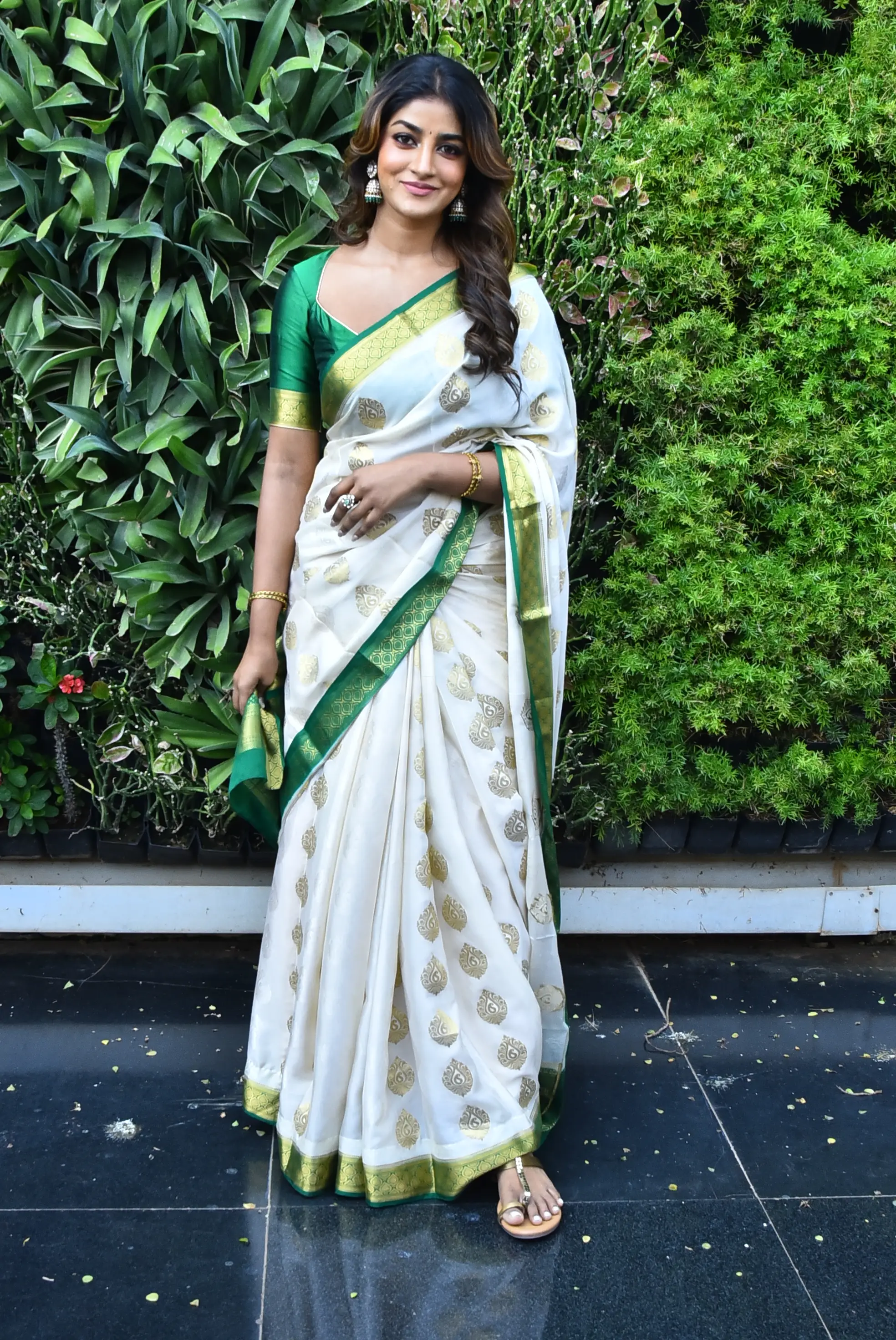 Dimple Hayathi latest glamour photos (1)