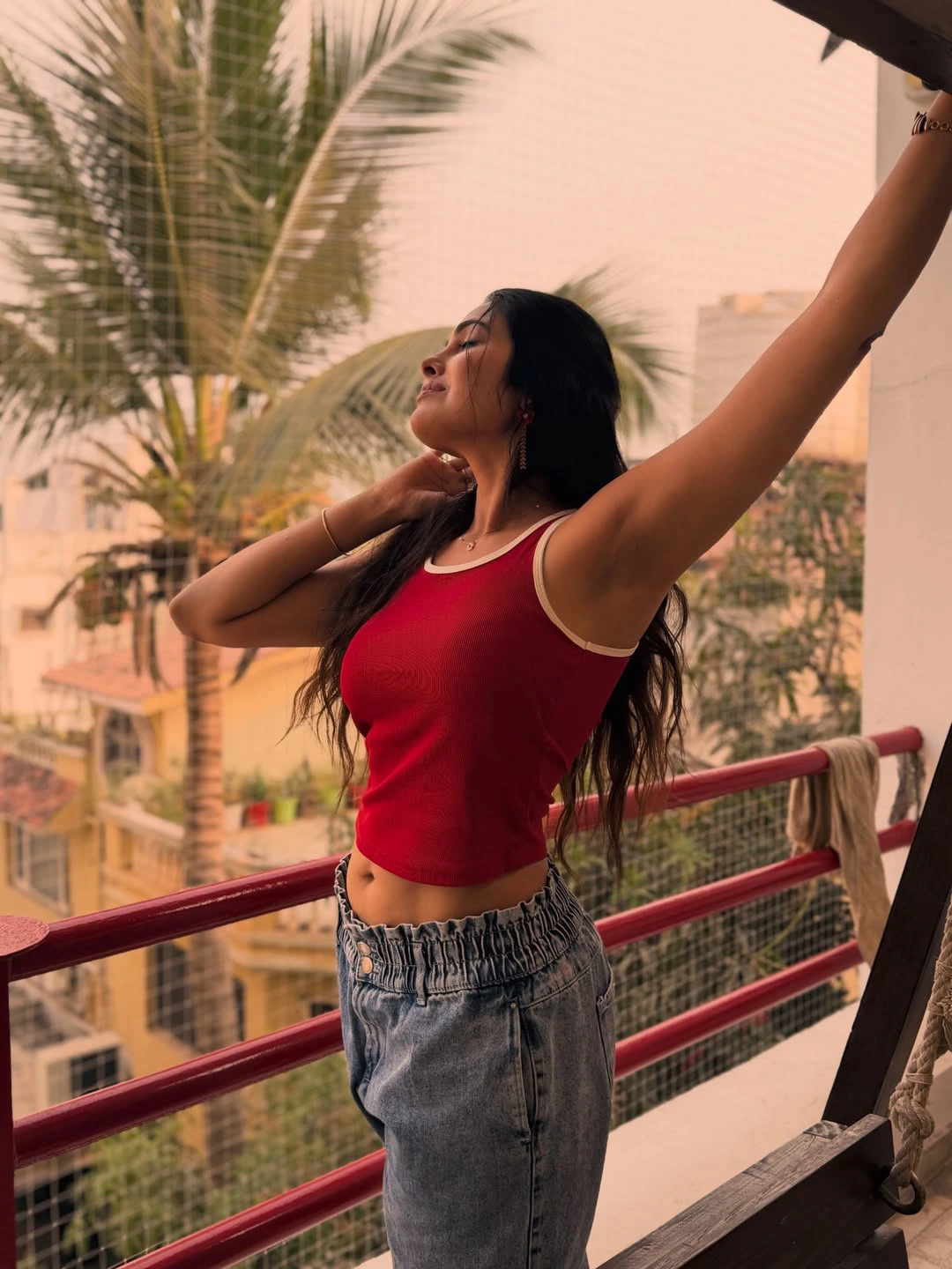 Divi Showing her Beauty