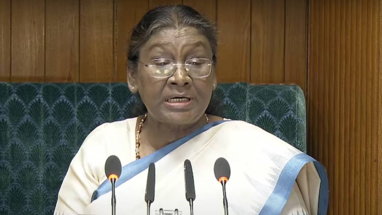 2047 నాటికి వికసిత్ భారత్‌గా దేశం.. భవిష్యత్‌లో సొంత స్పేస్ స్టేషన్ .. పార్లమెంటు బడ్జెట్ ప్రసంగంలో రాష్ట్రపతి ముర్ము