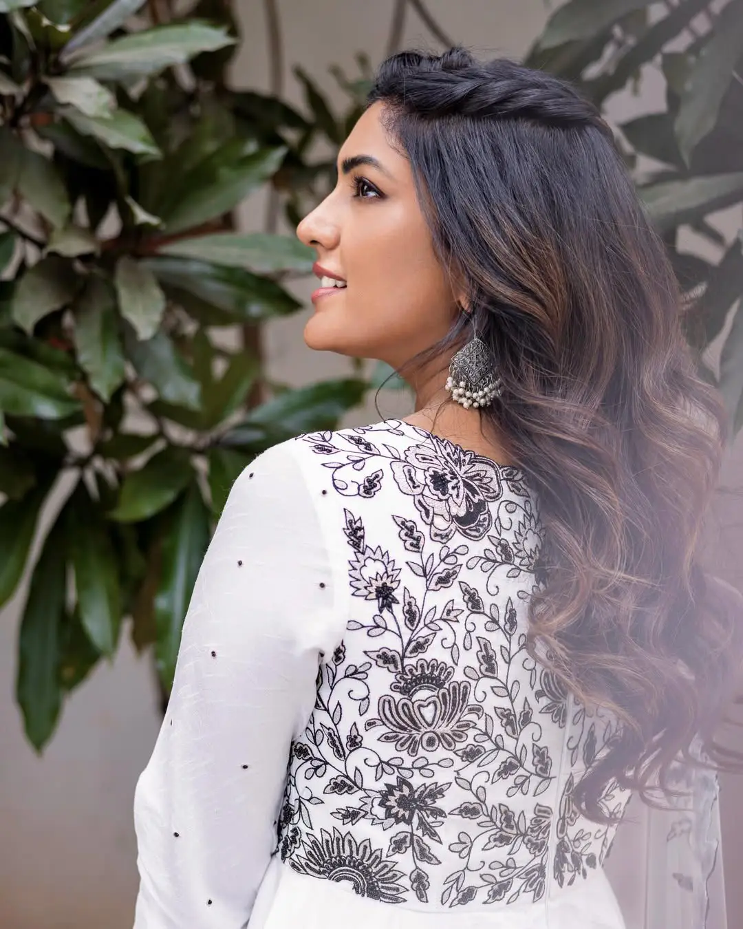 Eesha Rebba latest photos (1)