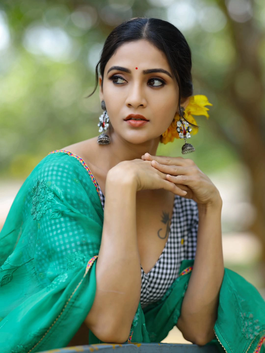 Gayathri Simhadri Karthika Deepam Serial Artist Photos