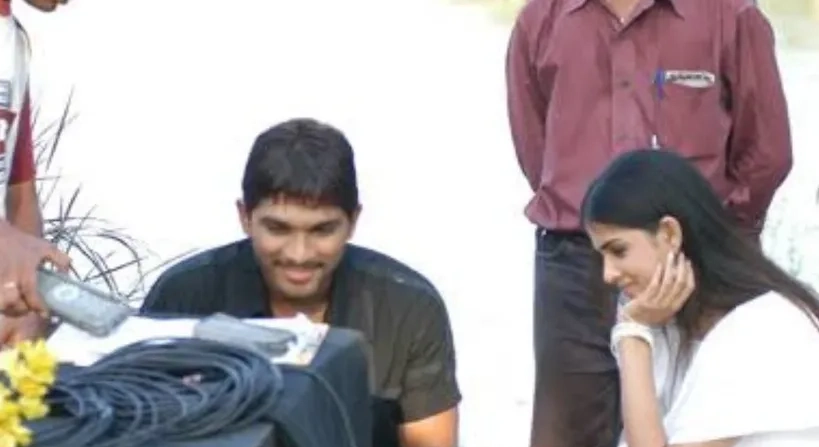 Allu Arjun Genelia Happy Movie Working Stills
