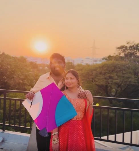 Comedian Viva Harsha Sankranthi Celebrations with his Wife