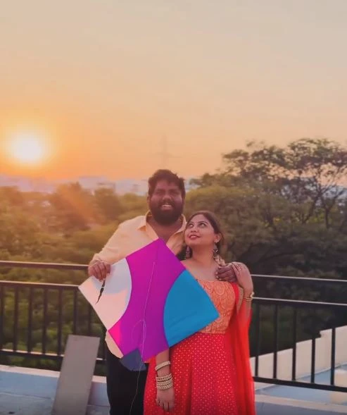 Comedian Viva Harsha Sankranthi Celebrations with his Wife