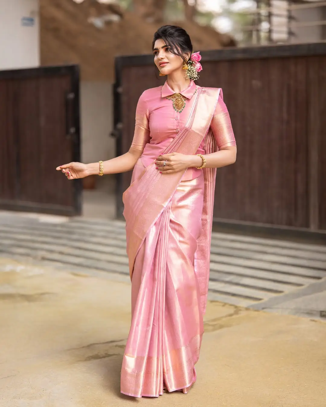 Jabardasth Varsha's latest photo gallery (1)