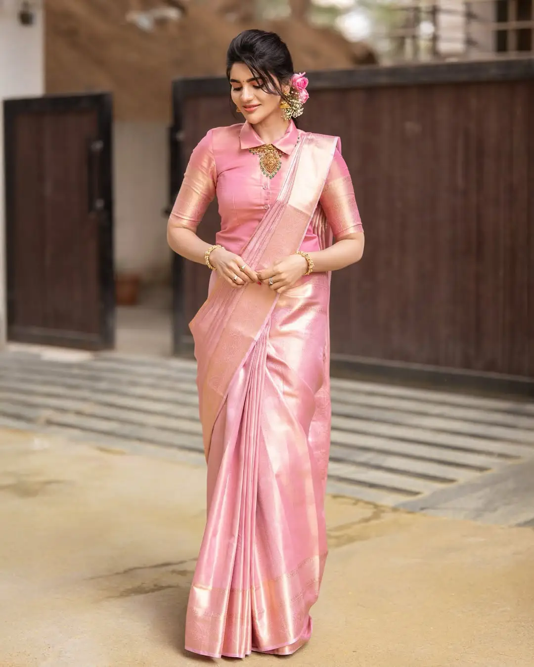 Jabardasth Varsha's latest photo gallery (1)
