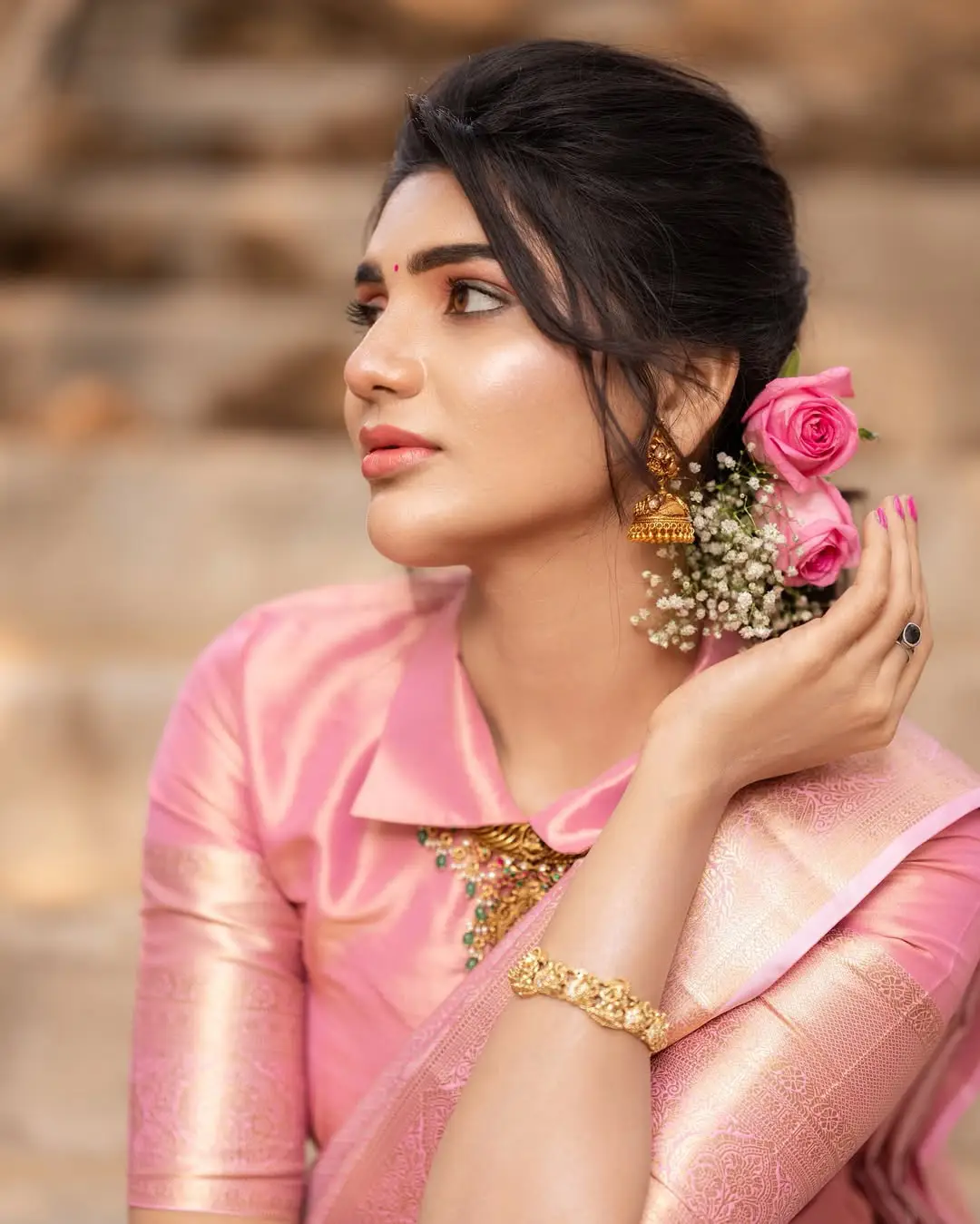 Jabardasth Varsha's latest photo gallery (1)