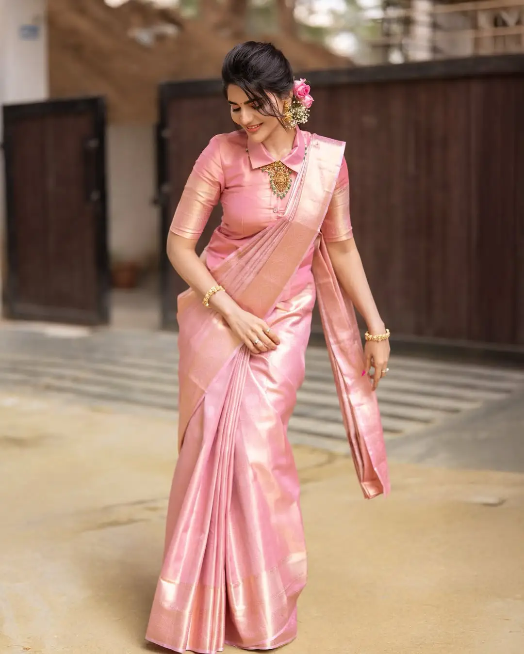 Jabardasth Varsha's latest photo gallery (1)