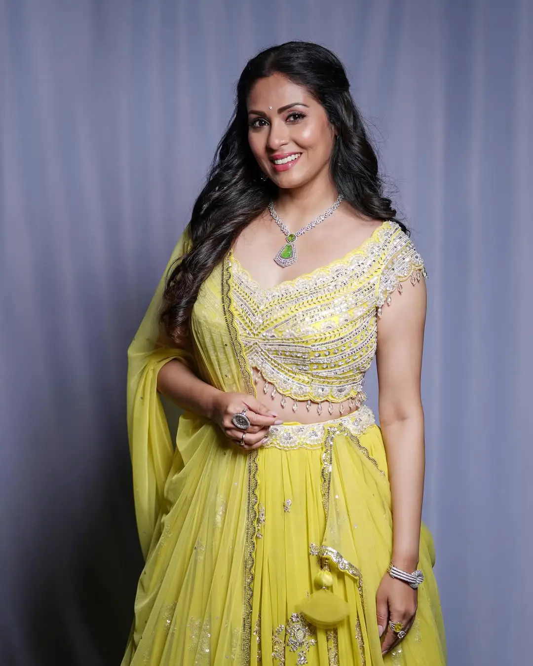 Jayam movie Beauty Sadha latest photos (1)