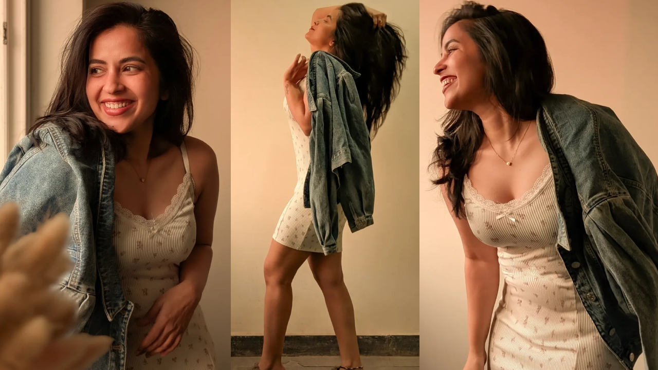 Komali Prasad: క్యూట్ లుక్స్ కవ్విస్తున్న కోమలి ప్రసాద్.. ఫోటోలు