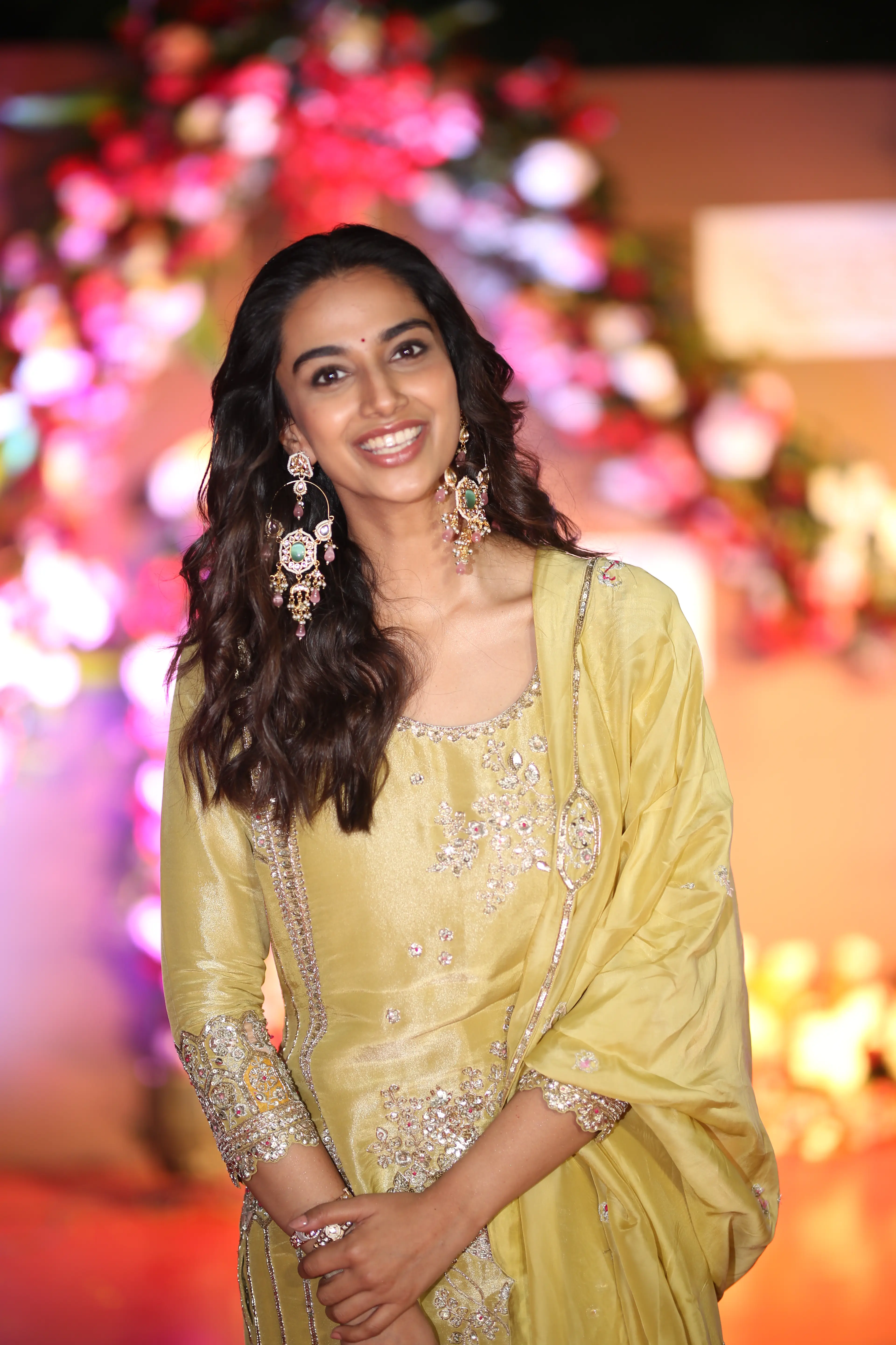 Meenakshi Chaudhary in Anaganaga Oka Raju success event. (1)