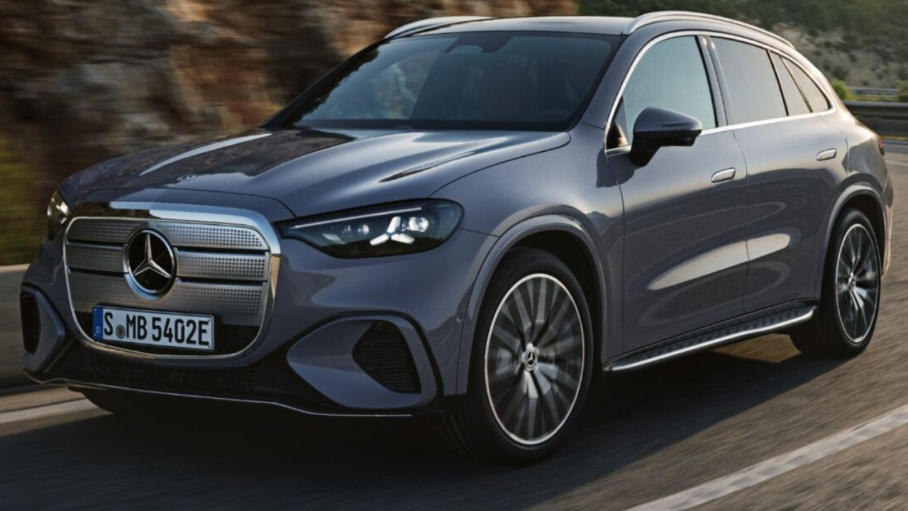 Mercedes First Vegan Car : వరల్డ్ ఫస్ట్ ‘ప్యూర్ వెజిటేరియన్ కారు’ వచ్చేసింది.. ఫుల్ ఛార్జ్ చేస్తే 713 కి.మీ రేంజ్.. ఫీచర్లు, ధర వివరాలివే..!