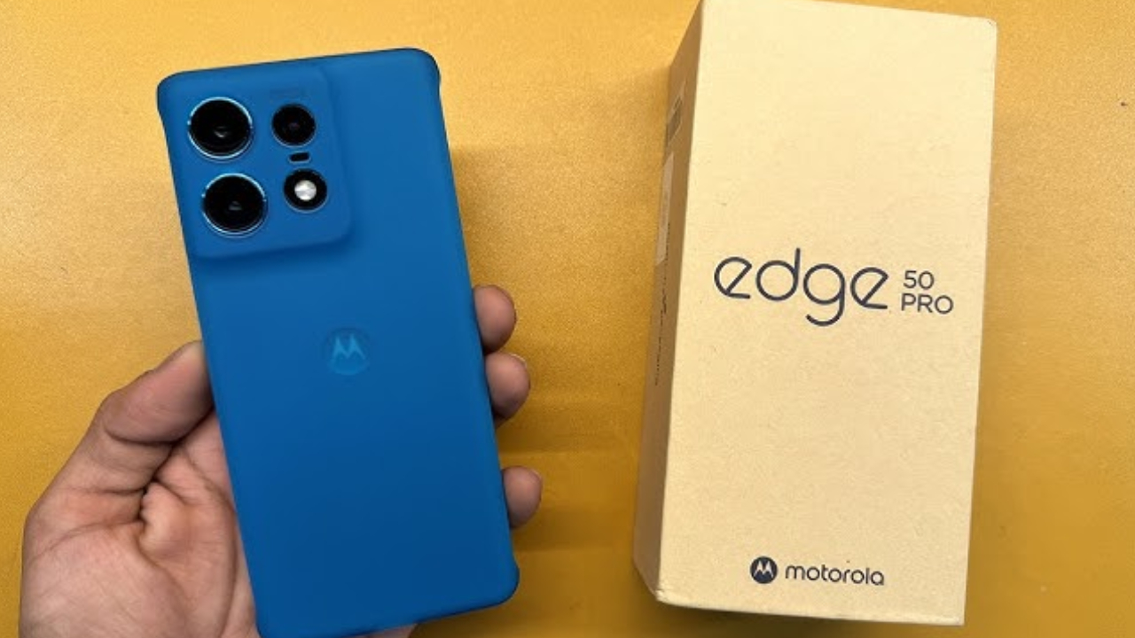 Motorola Edge 50 Pro : మోటోరోలా ఎడ్జ్ 50 ప్రోపై భారీ తగ్గింపు.. రూ.36వేల ఫోన్ రూ.24,150కే.. ఎలాగంటే?