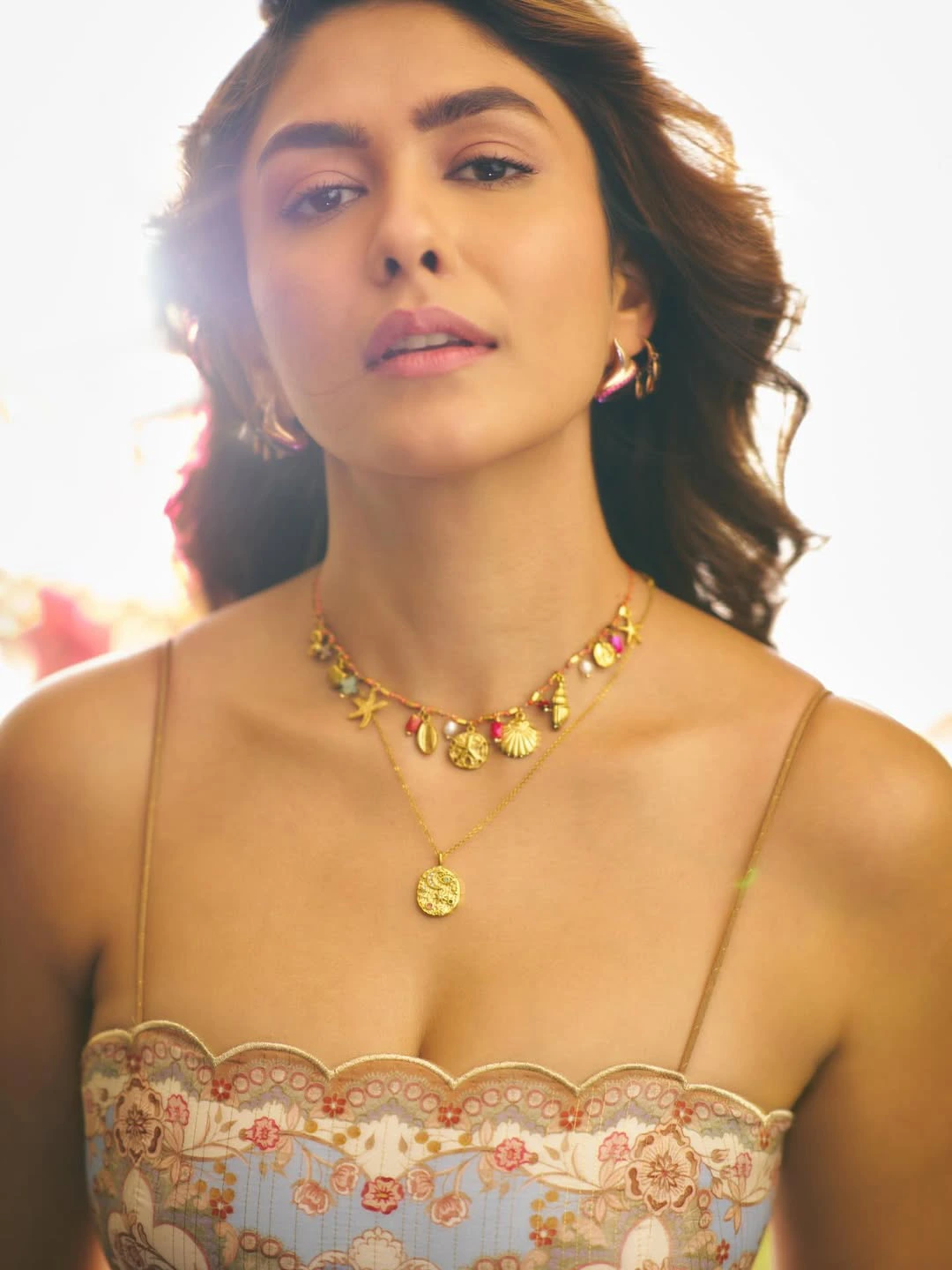 Mrunal Thakur Mesmerizing with Cute Photos