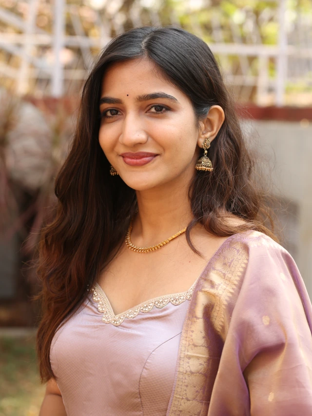 Nehaa Pathan Simple Looks in New Movie Opening