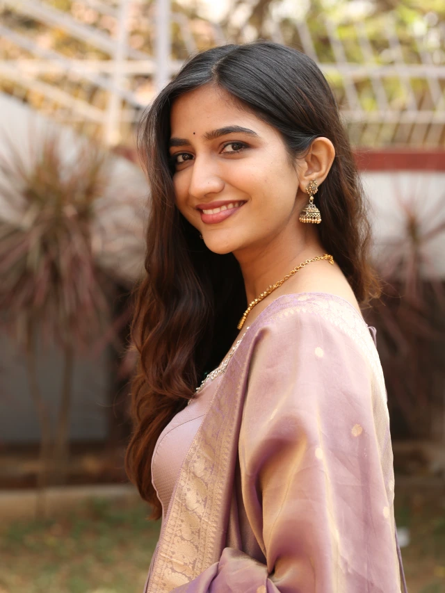 Nehaa Pathan Simple Looks in New Movie Opening