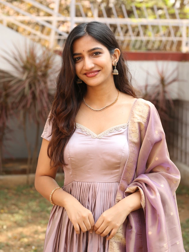 Nehaa Pathan Simple Looks in New Movie Opening