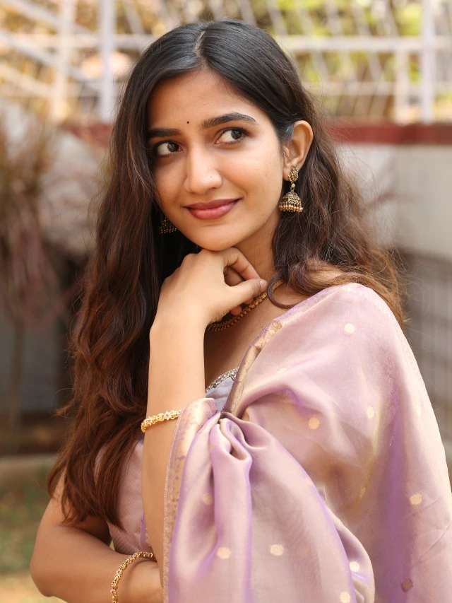 Nehaa Pathan Simple Looks in New Movie Opening