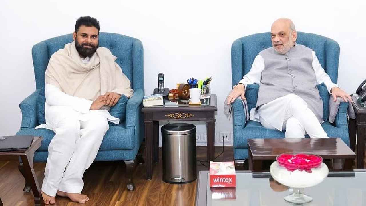 Pawan Kalyan: సడెన్‌గా ఢిల్లీ టూర్‌.. వరుసగా కేంద్రమంత్రులతో సమావేశాలు.. పవన్ కల్యాణ్ హస్తిన పర్యటనపై అనేక ఊహాగానాలు