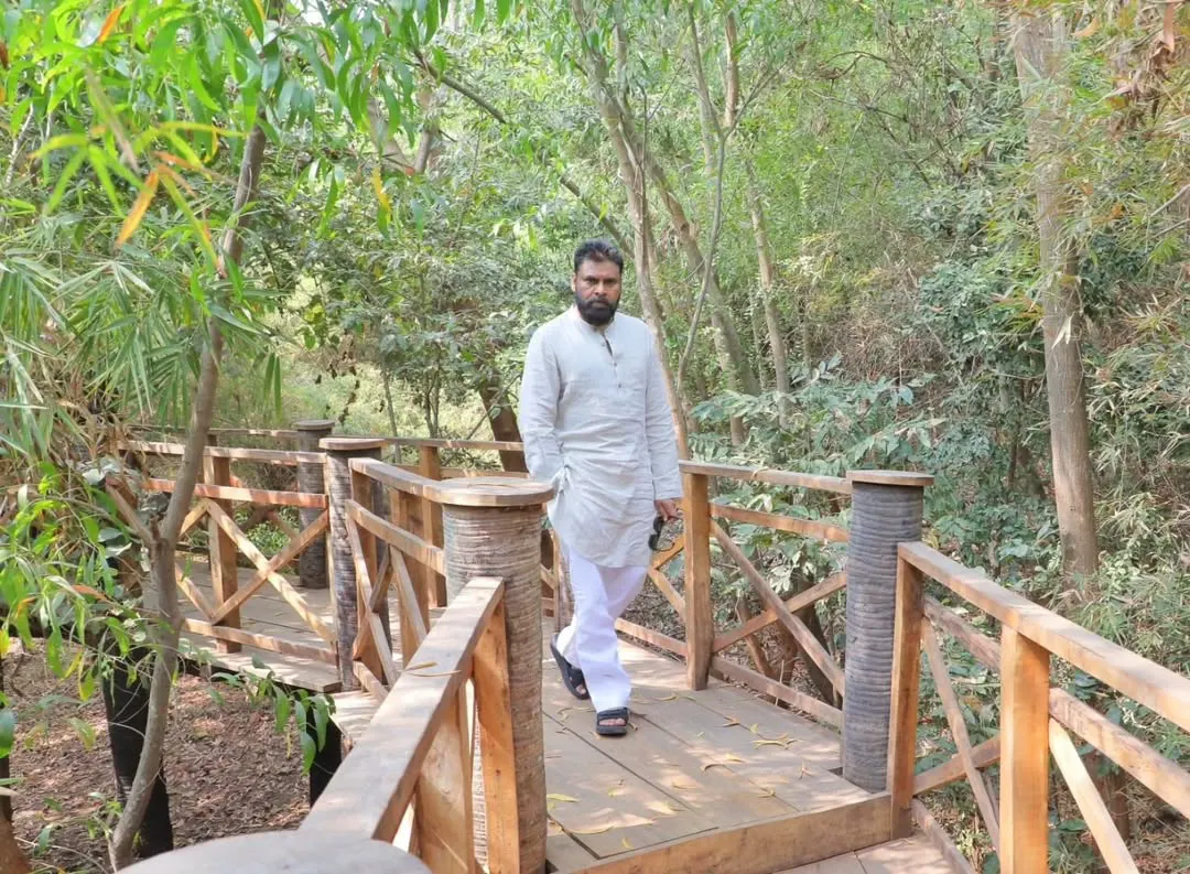 Pawan Kalyan Visits Vizag Zoo Park