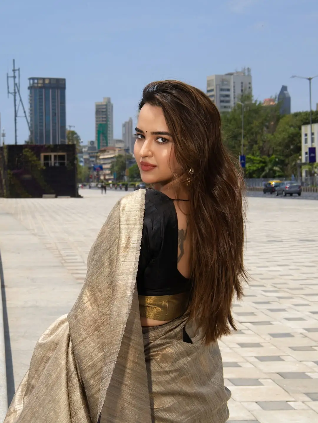 Poojitha Ponnada latest glamour photos (1)