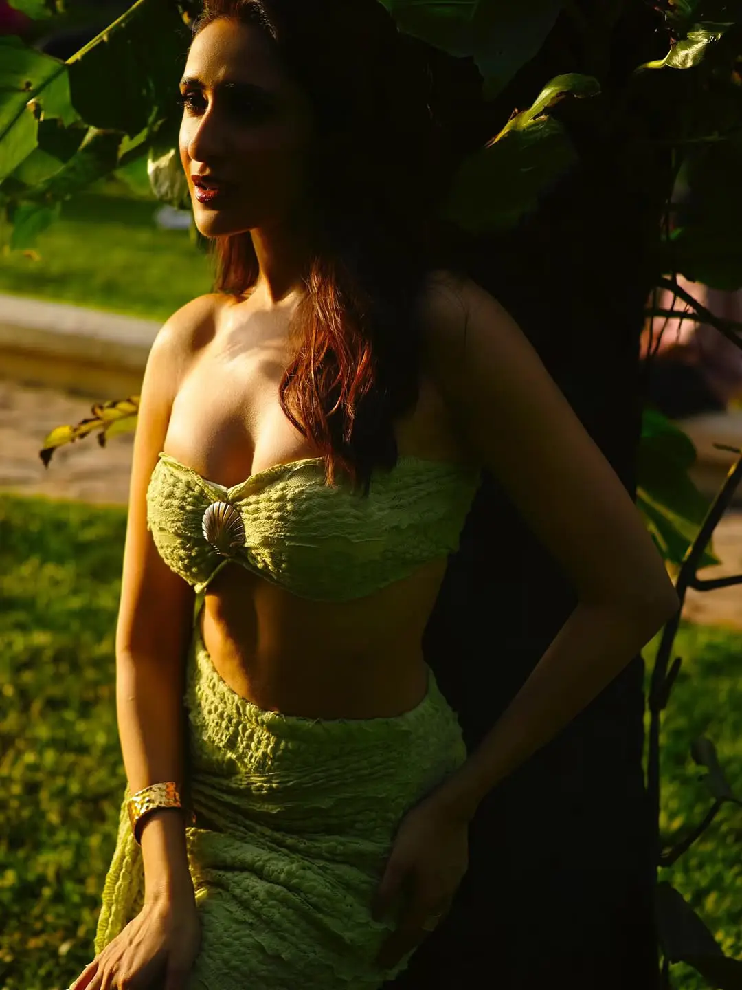 Pragya Jaiswal latest glamour photos (1)