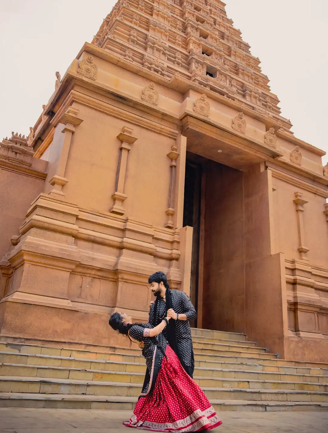 Priyanka Jain Sankranthi special Photos with her Boy Friend Shivakumar