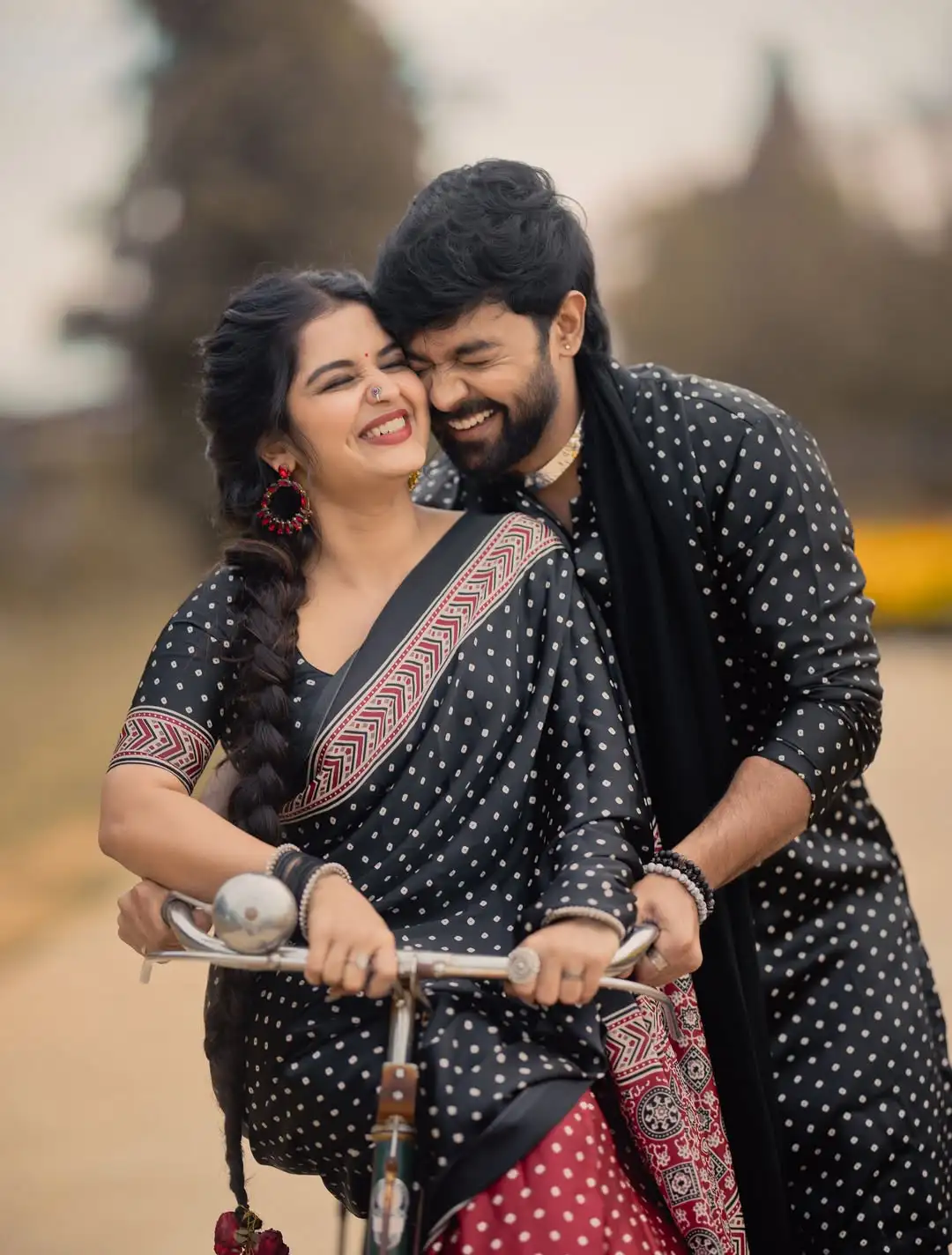 Priyanka Jain Sankranthi special Photos with her Boy Friend Shivakumar